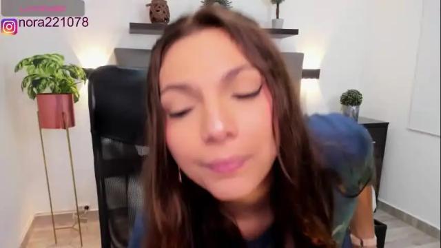 Image 12 of nora22xx Stream on Chaturbate on 1 month ago