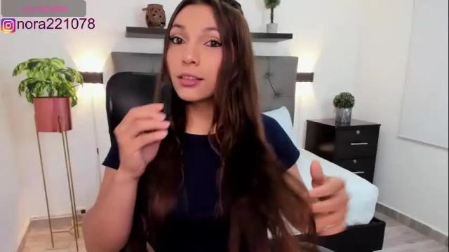 Image 3 of nora22xx Stream on Chaturbate on 1 month ago