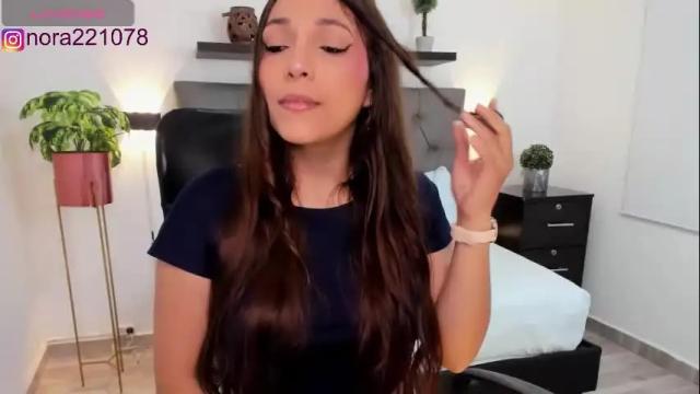 Image 6 of nora22xx Stream on Chaturbate on 1 month ago