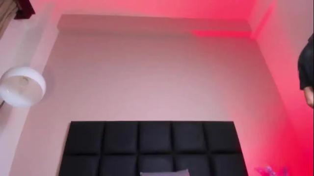 Image 3 of nora_dasilva Stream on Chaturbate on 1 month ago