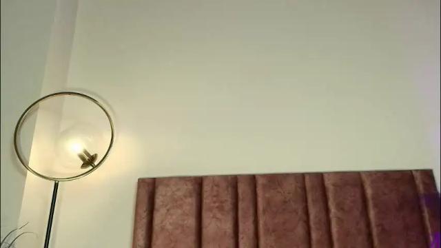 Image 11 of nora_dasilva Stream on Chaturbate on 22 days ago