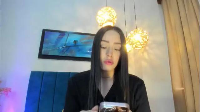 Image 2 of nora_dasilva Stream on Chaturbate on 7 days ago