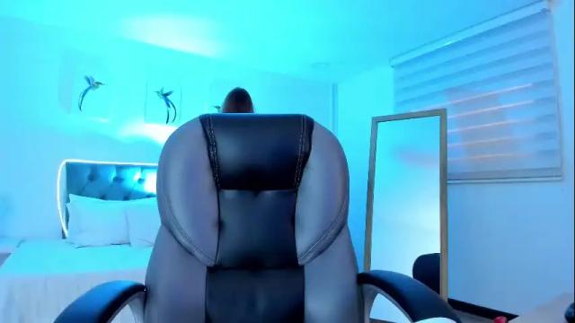 Image 8 of nora_vennucci Stream on Chaturbate on 1 month ago