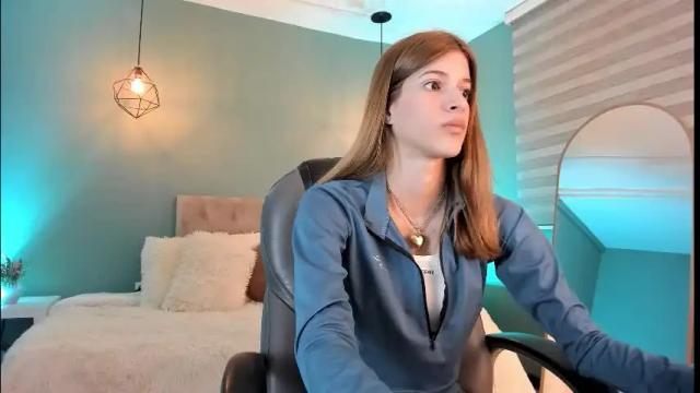 Image 4 of nora_vennucci Stream on Chaturbate on 6 days ago