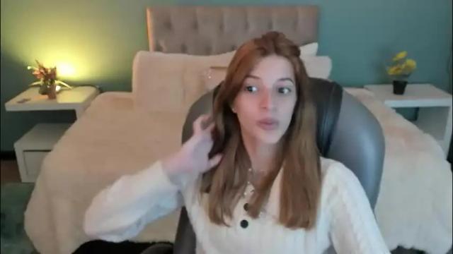 Image 3 of nora_vennucci Stream on Chaturbate on 1 month ago