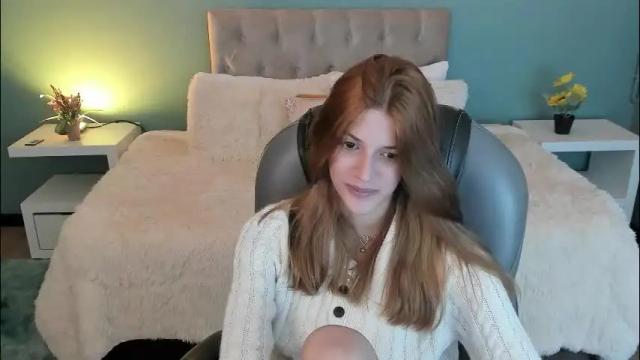 Image 4 of nora_vennucci Stream on Chaturbate on 1 month ago