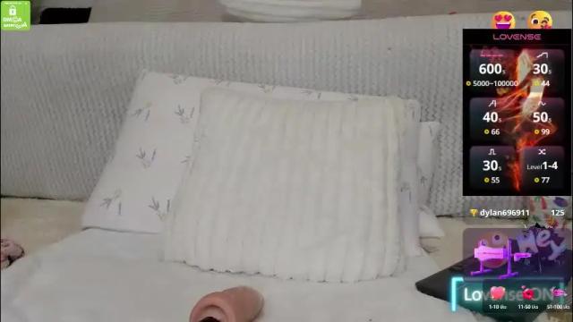 Image 7 of noramorreli Stream on Chaturbate on 3 months ago