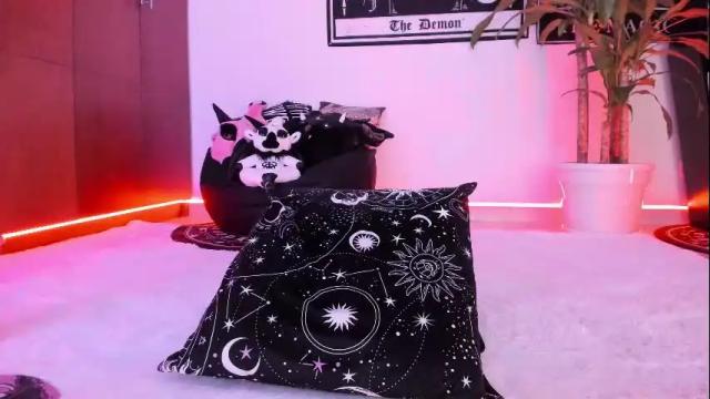 Image 4 of norenoub_ Stream on Chaturbate on 1 month ago