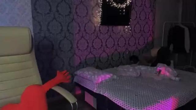 Image 3 of north_valkyrie Stream on Chaturbate on 16 months ago