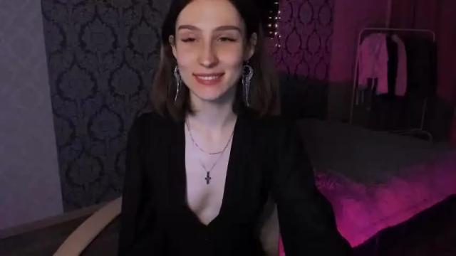 Image 3 of north_valkyrie Stream on Chaturbate on 14 months ago