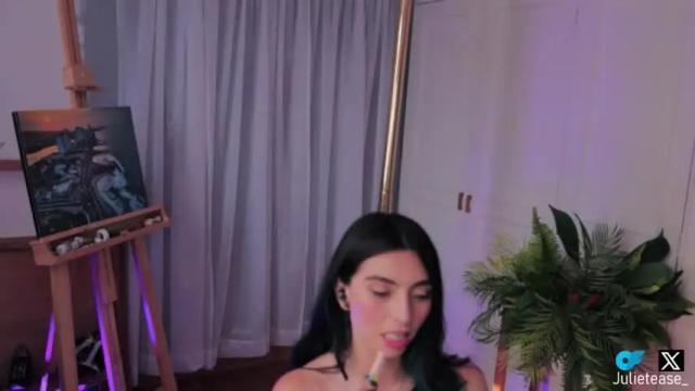 Image 4 of not_an_ordinary_girl Stream on Chaturbate on 16 months ago