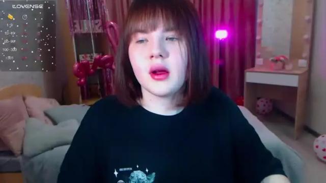 Image 8 of notjustagirll Stream on Chaturbate on 16 months ago