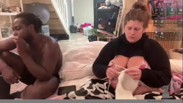 Image 8 of noturbabymoms Stream on Chaturbate on 2 months ago