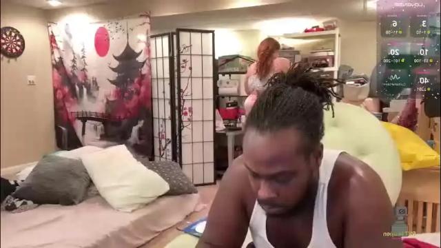 Image 2 of noturbabymoms Stream on Chaturbate on 2 months ago