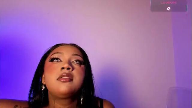 Image 7 of nova_swan Stream on Chaturbate on 2 months ago