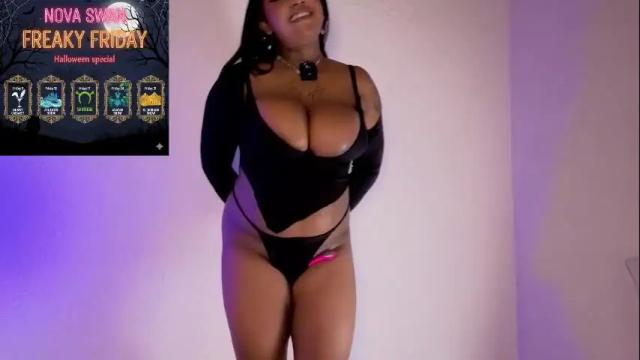 Image 10 of nova_swan Stream on Chaturbate on 29 days ago