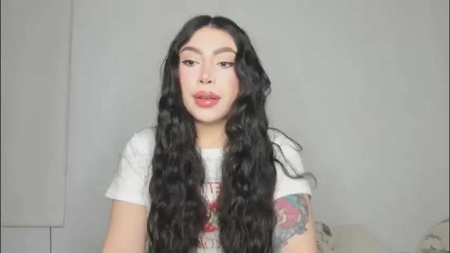 Image 2 of nova_tattoo Stream on Chaturbate on 2 months ago