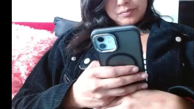 Image 2 of novaperotti Stream on Chaturbate on 1 month ago