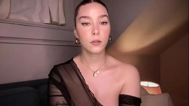 Image 11 of novavangogh Stream on Chaturbate on 1 month ago