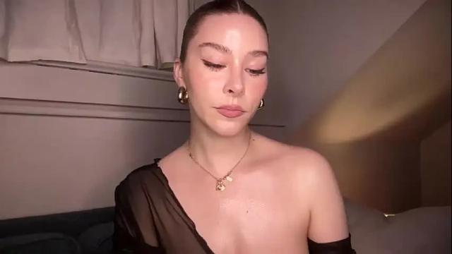 Image 8 of novavangogh Stream on Chaturbate on 27 days ago