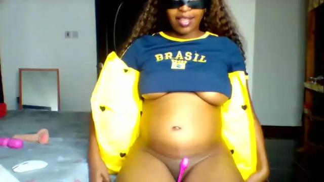 Image 4 of nubian_queen1033 Stream on Chaturbate on 27 days ago