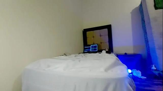 Image 2 of nudefucker69 Stream on Chaturbate on 5 months ago