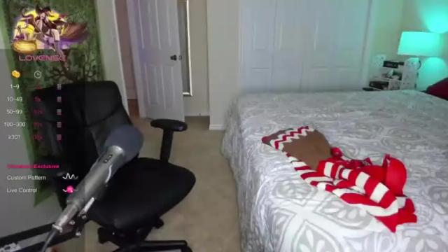 Thumbnail 1, nudiststreamer's Stream at Chaturbate, 17 months ago