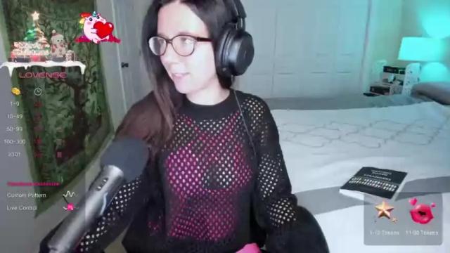 Thumbnail 1, nudiststreamer's Stream at Chaturbate, 17 months ago