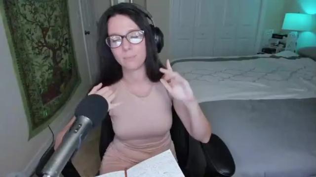 Image 4 of nudiststreamer Stream on Chaturbate on 16 months ago
