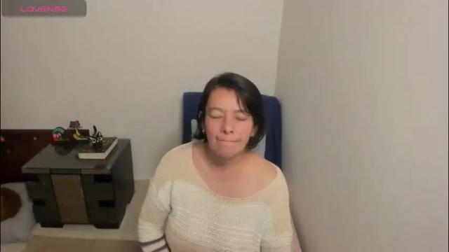 Image 11 of nuit_rose Stream on Chaturbate on 1 month ago