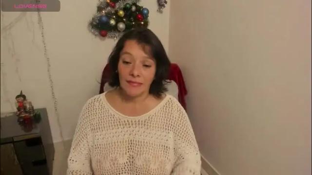 Image 6 of nuit_rose Stream on Chaturbate on 1 month ago