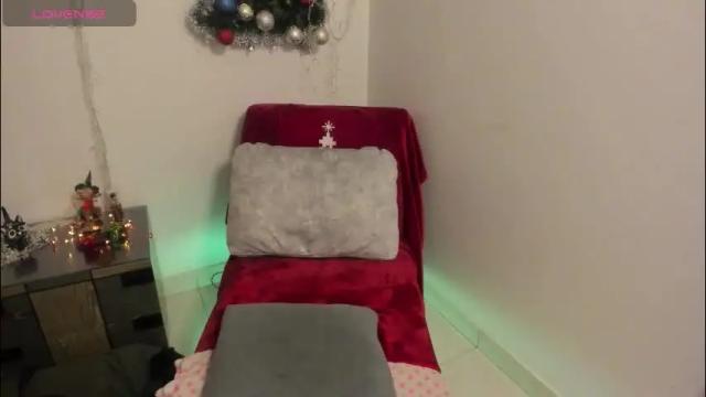 Image 12 of nuit_rose Stream on Chaturbate on 27 days ago