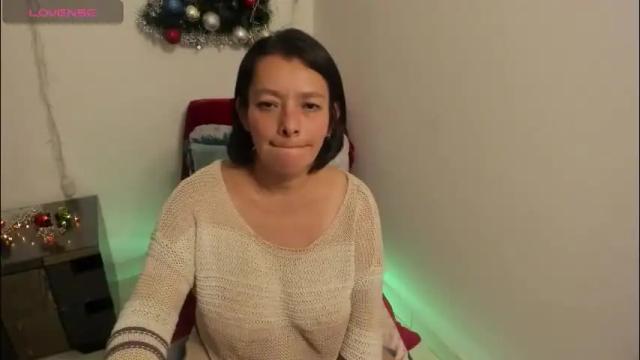 Image 6 of nuit_rose Stream on Chaturbate on 23 days ago