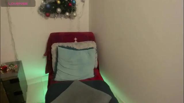 Image 2 of nuit_rose Stream on Chaturbate on 18 days ago