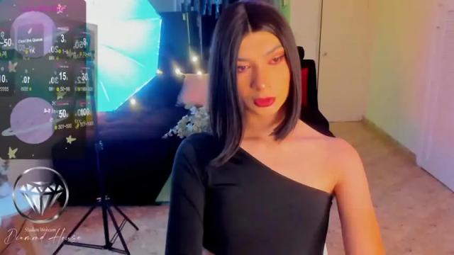 Image 2 of nut_foxx Stream on Chaturbate on 15 months ago