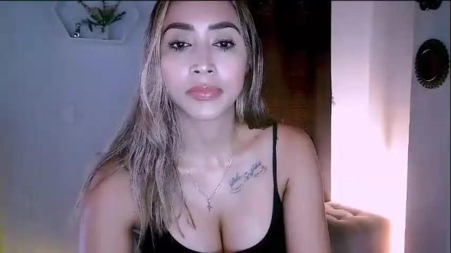 Image 10 of nycole_1988 Stream on Chaturbate on 2 months ago