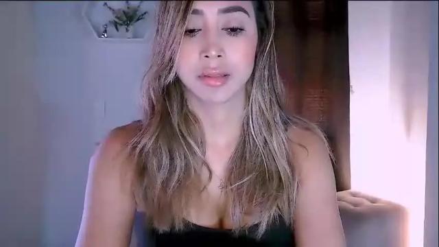 Image 2 of nycole_1988 Stream on Chaturbate on 2 months ago