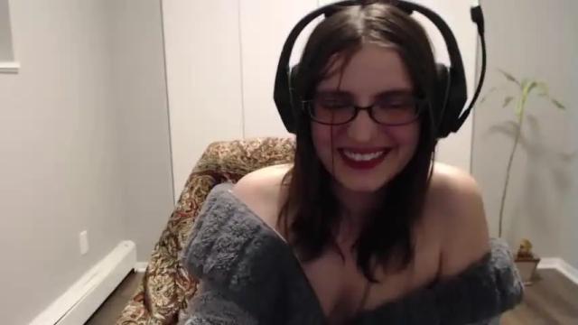 Image 6 of nyctophilic Stream on Chaturbate on 16 months ago
