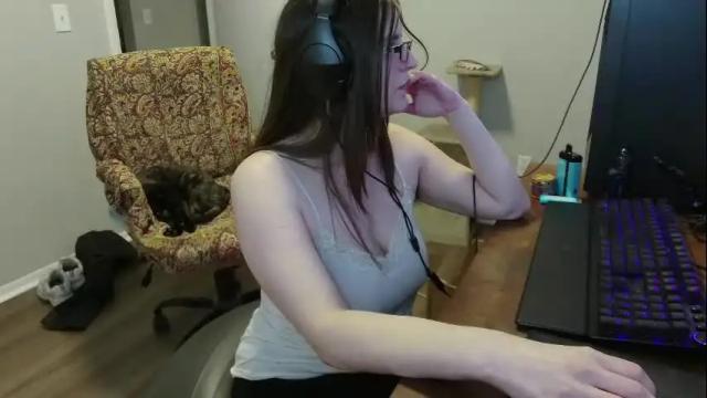 Image 2 of nyctophilic Stream on Chaturbate on 2 months ago