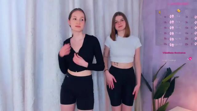 Image 4 of nylencela Stream on Chaturbate on 14 months ago
