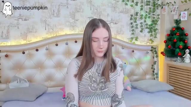 Image 3 of nymphalean Stream on Chaturbate on 18 months ago