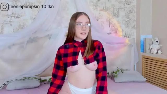 Image 11 of nymphalean Stream on Chaturbate on 17 months ago