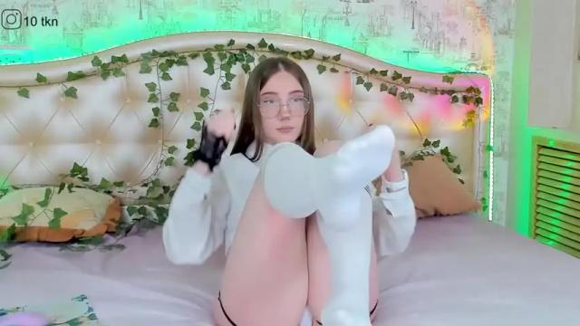 Image 6 of nymphalean Stream on Chaturbate on 17 months ago