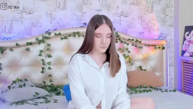Image 12 of nymphalean Stream on Chaturbate on 17 months ago