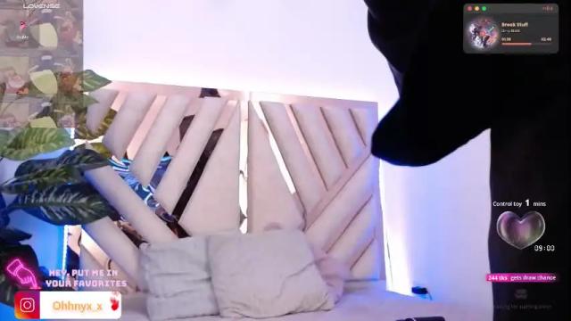Image 4 of nyx_andria Stream on Chaturbate on 1 month ago