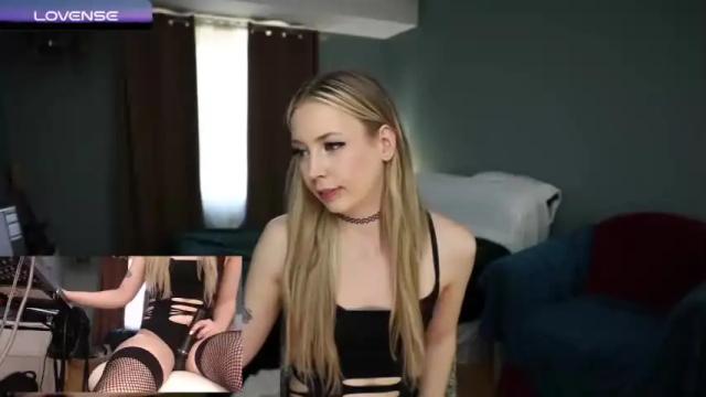 Image 11 of nyxiharlow Stream on Chaturbate on 15 months ago