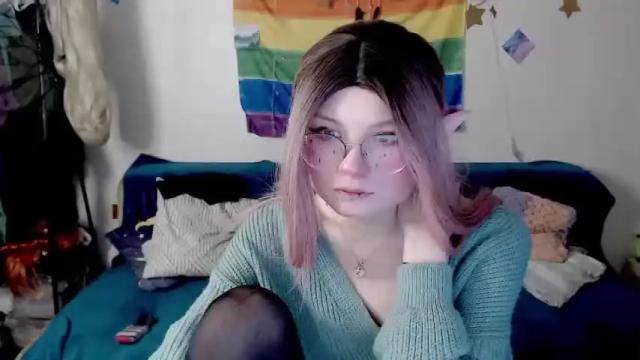 Image 2 of o_ddity Stream on Chaturbate on 17 months ago