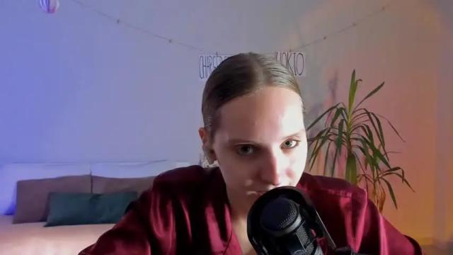 Image 11 of oakley_galore Stream on Chaturbate on 16 months ago