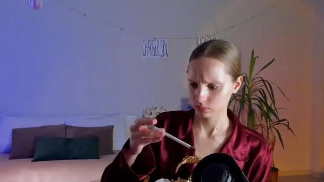 Image 4 of oakley_galore Stream on Chaturbate on 16 months ago