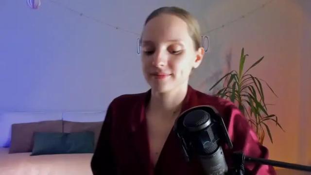 Image 6 of oakley_galore Stream on Chaturbate on 16 months ago
